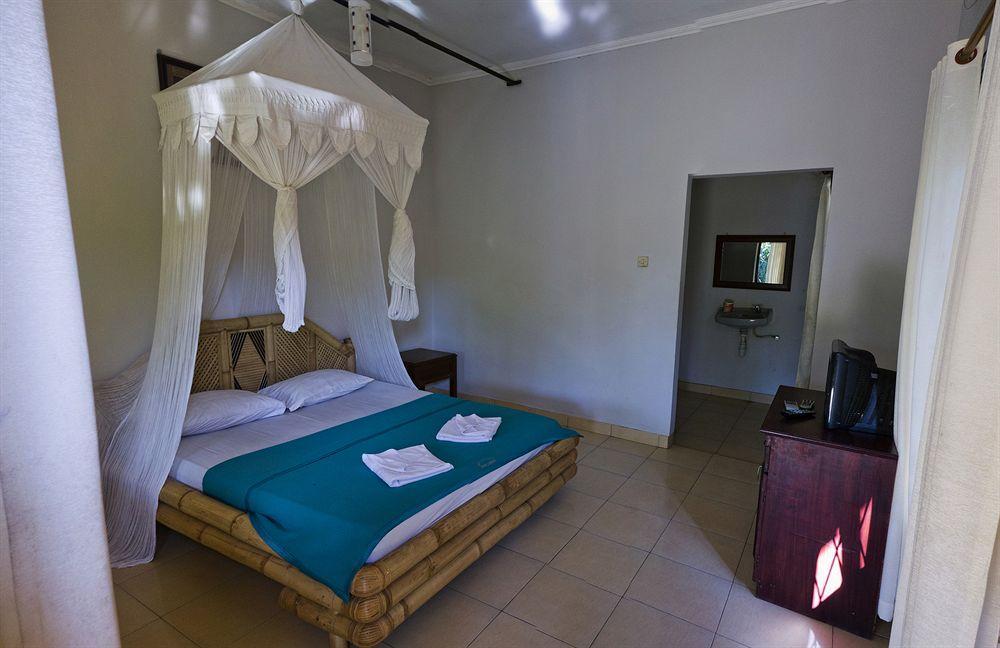 Segara Anak Bungalow & Restaurant Kuta  Kültér fotó
