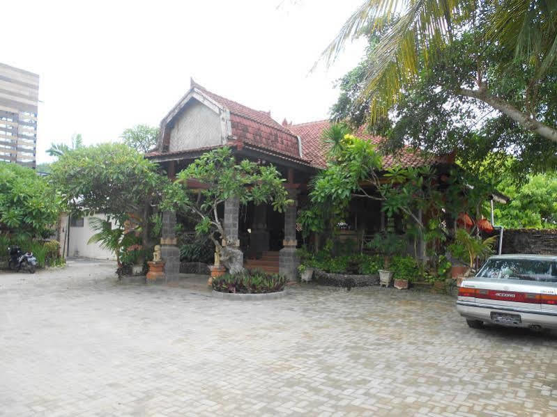 Segara Anak Bungalow & Restaurant Kuta  Kültér fotó