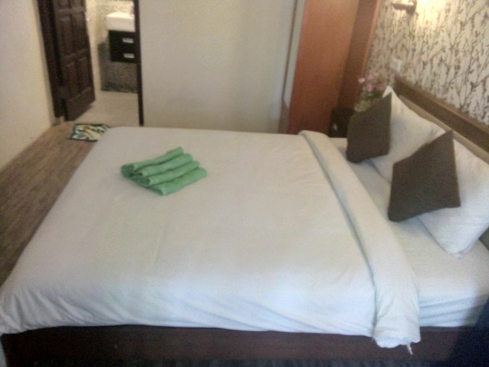 Segara Anak Bungalow & Restaurant Kuta  Kültér fotó