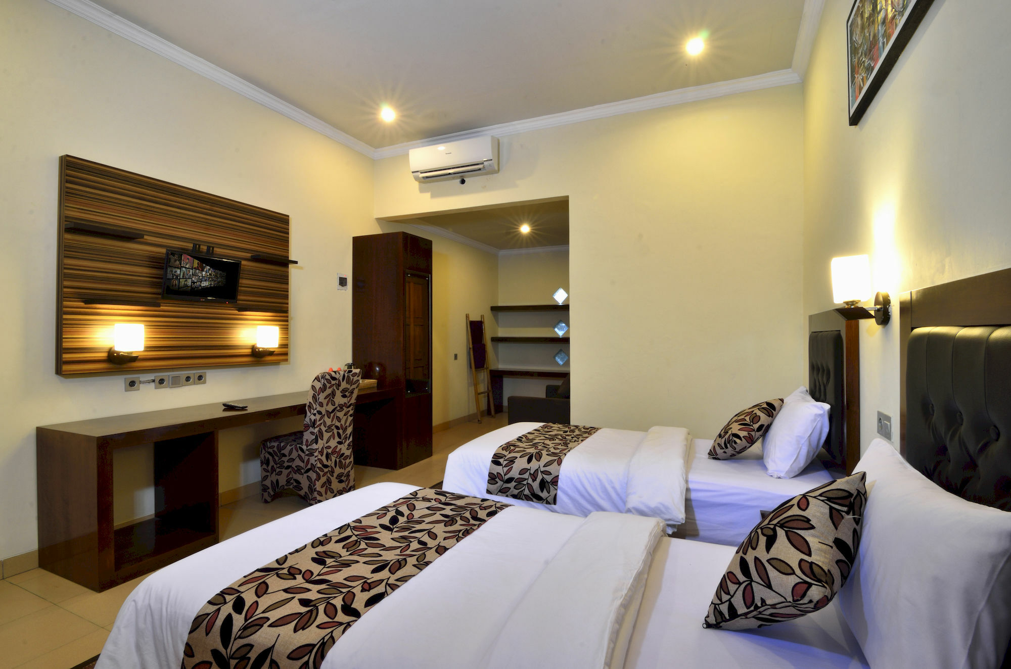 Segara Anak Bungalow & Restaurant Kuta  Kültér fotó