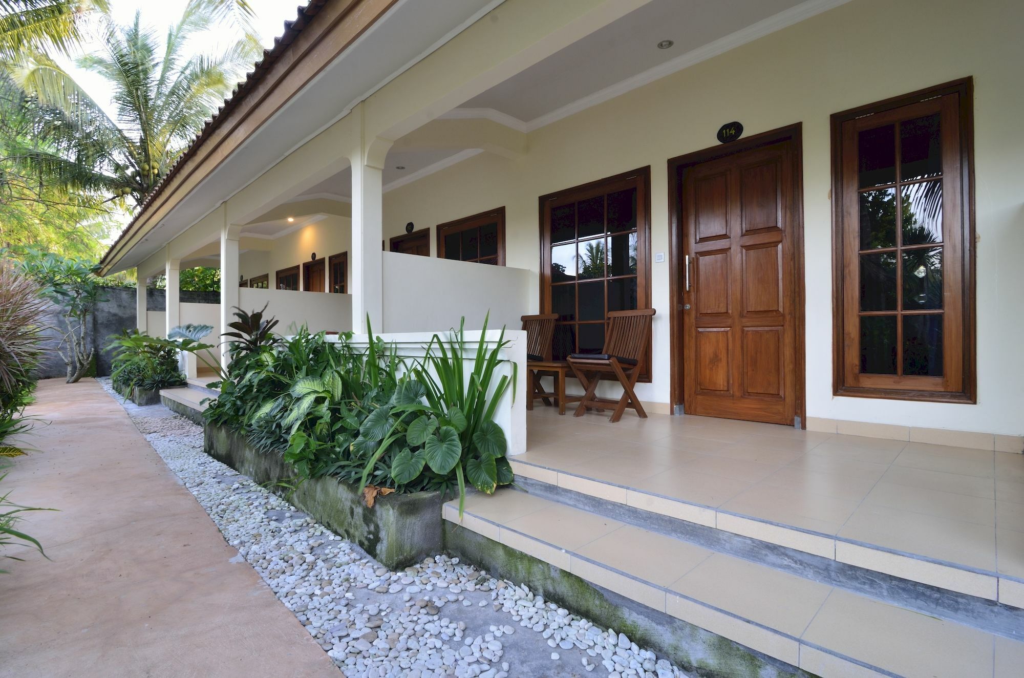 Segara Anak Bungalow & Restaurant Kuta  Kültér fotó